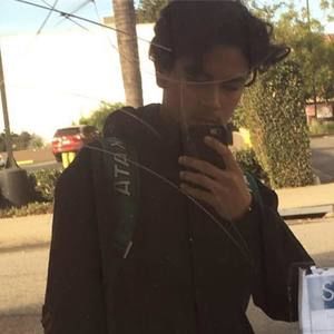 Meet your Posher, Luis